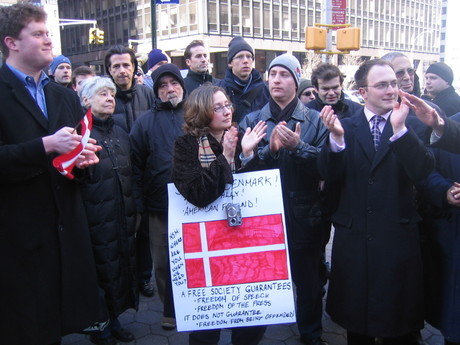 Support_denmark_rally_nyc_303_010