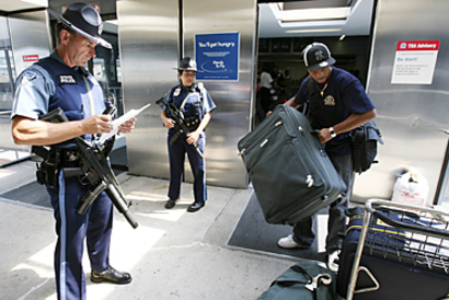 Airportsecuritymichaeldwyerap