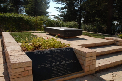 Golda_meir_grave