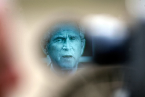 Bushchipsomodevillagetty_2 Bushchipsomodevillagetty_2