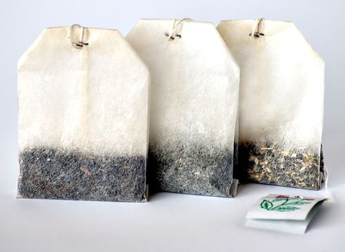 800px-Tea_bags