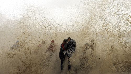 WAVECRASHINDRANILMUKHERJEE:AFP:Getty