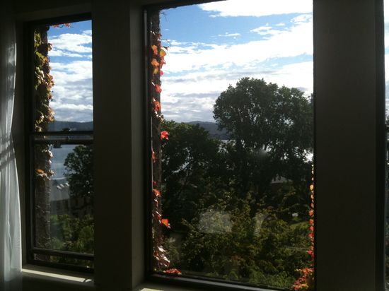 Hobart-tasmania-12pm