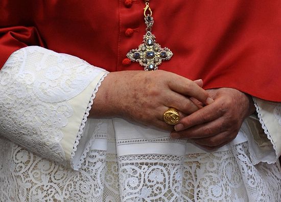 BENEDICTHANDSJoeKlamar:AFP:Getty