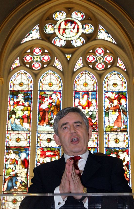 BROWNPRAYERLewisWhyld:Getty