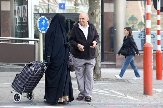 BURQAJulienWarnand:AFP:Getty