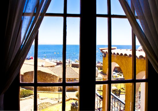 Copacabana-bolivia-11am