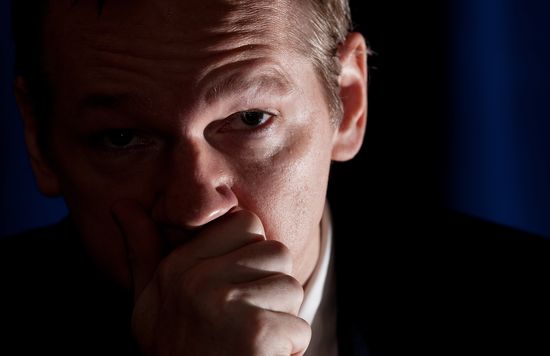 ASSANGELeonNeal:Getty