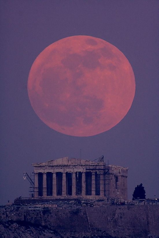 LunarParthenon_ayiomamitis