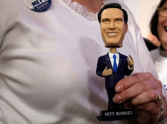 GT_ROMNEY_BOBBLEHEAD_CROP_04042011