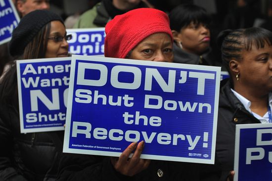 GT_GOVERNMENT_SHUTDOWN_PROTEST_110407