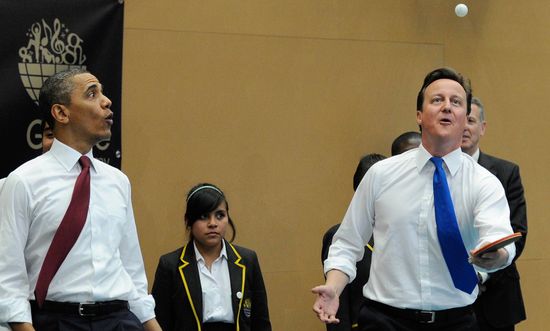 GT_OBAMA-CAMERON-PINGPONG-110524
