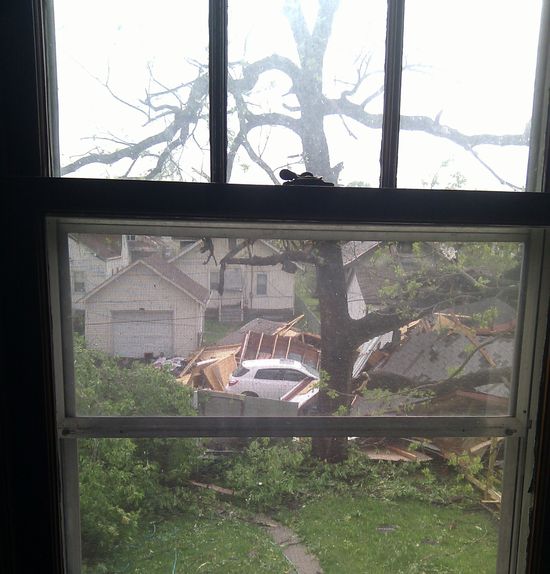 Minneapolis-MN-12pm-Post tornado