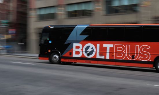 GT_BOLTBUS_110825