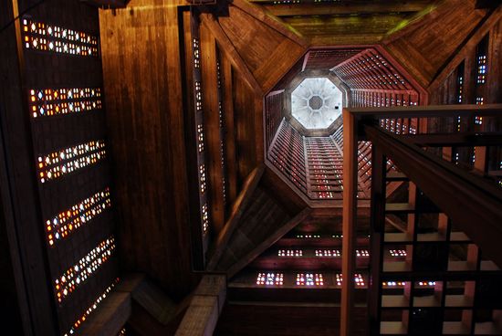 525872140_7ff5941697_b