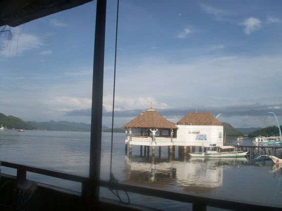 Coron,-Palawan-Philippines-12pm