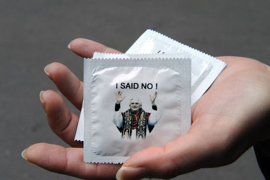 GT_Pope_Condom
