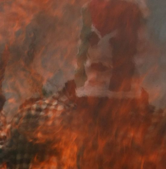 GT_FACE-FIRE-PALESTINE_120210