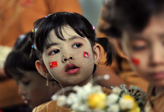 GT_FACE-BURMA_1202187