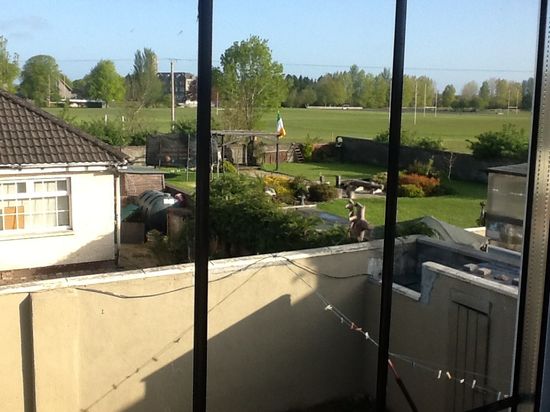 Newbridge-Ireland-738am