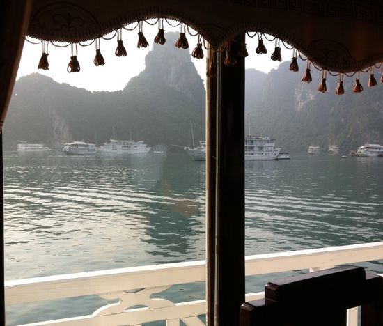 Halong bay-Vietnam-12pm