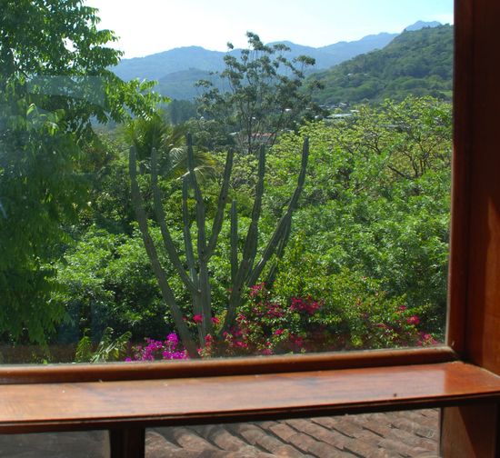 Piedades de Santa Ana-Costa-Rica-12pm