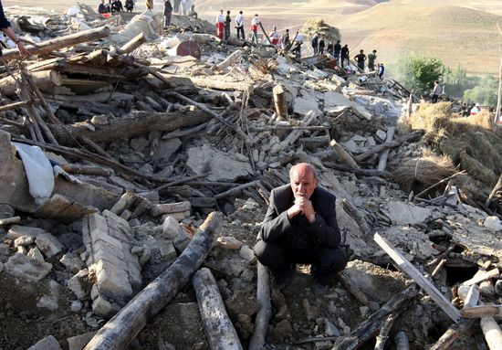 GT_IRANEARTHQUAKEBAJEBAJ_20120813