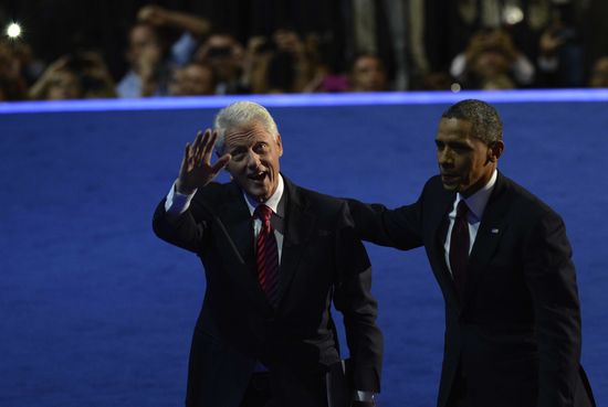 GT_CLINTON-OBAMA-STAGE_120912