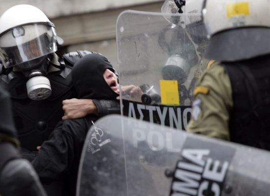 GT_GREECE-PROTEST_121009