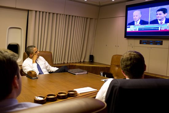 Obama_Watching_Debate