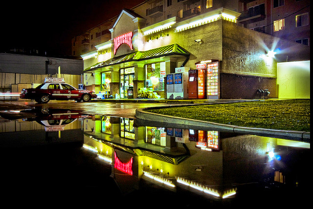 3378601950_6017f06520_z