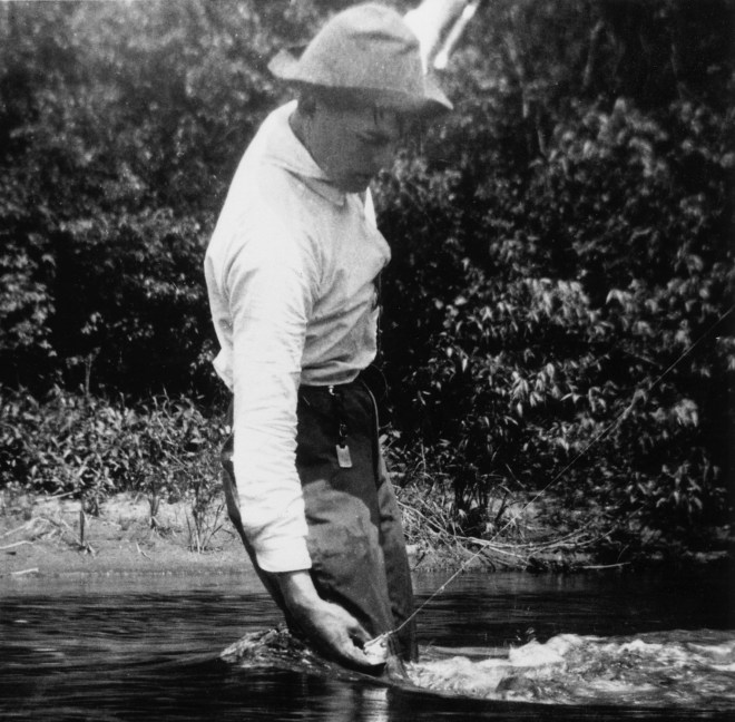 Ernest_Hemingway_Fishing