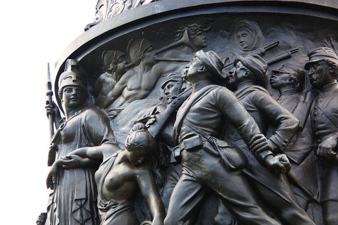 800px-Confederate_Monument_-_E_frieze_and_Minerva_-_Arlington_National_Cemetery_-_2011