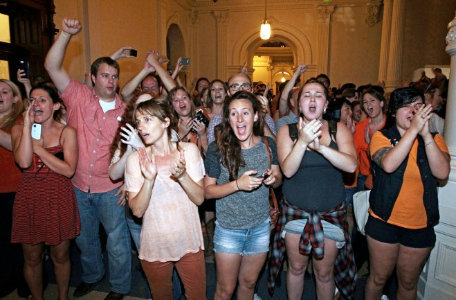 Protesters In Texas Statehouse Block Texas Lawmakers From Passing Abortion Bill
