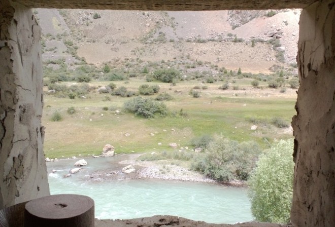 Saratok-Tajikistan-702am