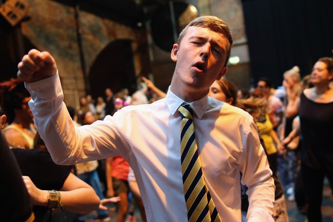 People Start Their Morning With A Rave