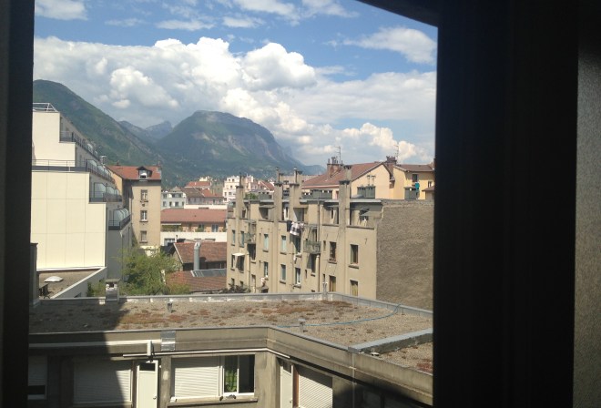 Grenoble-France-12pm