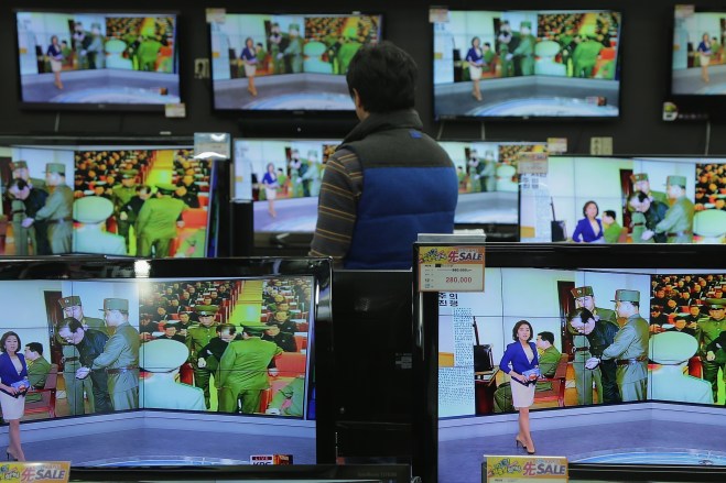 South Korean People React To News Of Jang Song Thaek Execution