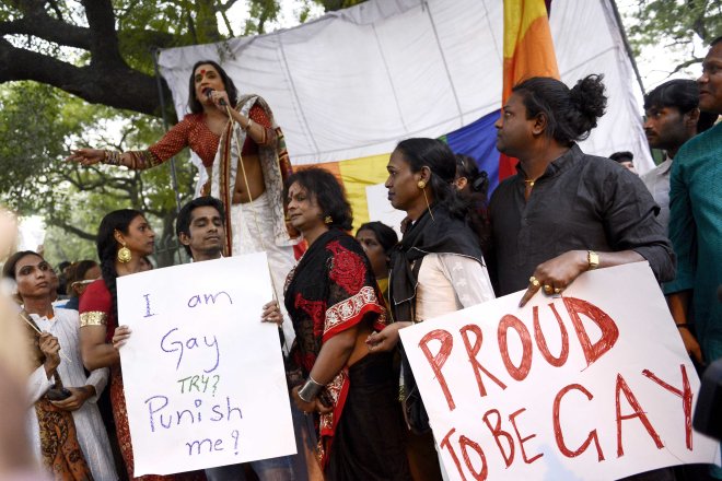 Gay rights activists take to streets in Delhi