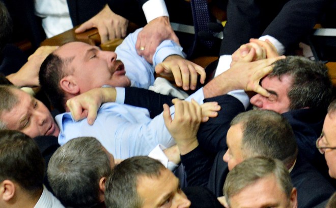 UKRAINE-POLITICS-PARLIAMENT