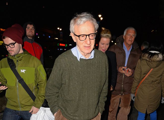 188110379ST037_Celebrity_Si