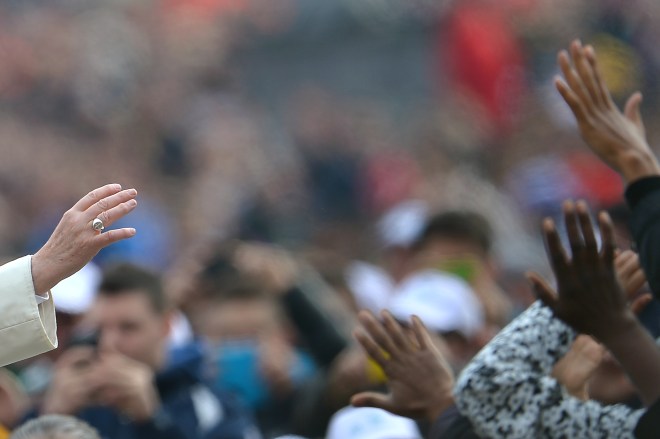 CORRECTION-VATICAN-POPE-AUDIENCE