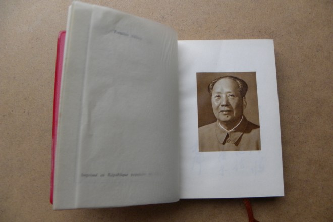 Citations_du_President_Mao_Tsetoung_Livre_rouge-1966_photo_Mao