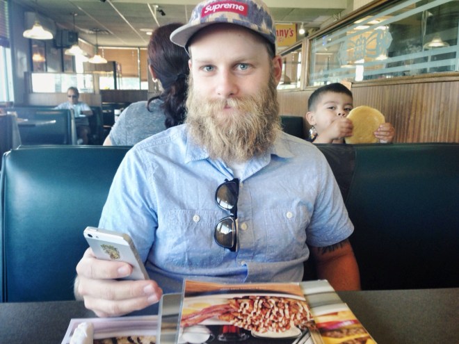 Funny kid at Dennys was looking at my beard. - Imgur