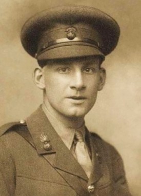 Siegfried_Sassoon_by_George_Charles_Beresford_(1915)