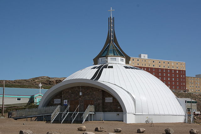 640px-Iqaluit_St._Jude's_Anglican_Cathedral_2012