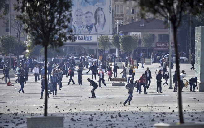 Unauthorized demonstrations against the advance of ISIL in Turkey