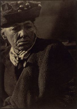 Paul_Strand-_Portrait,_Washington_Square_Park,_1917